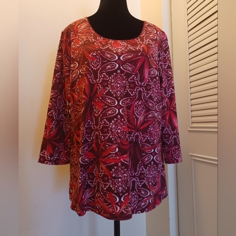 KAREN Scott long sleeve Top
